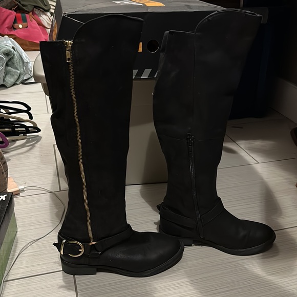 Mossimo knee high black boot 6.5 - Picture 2 of 5
